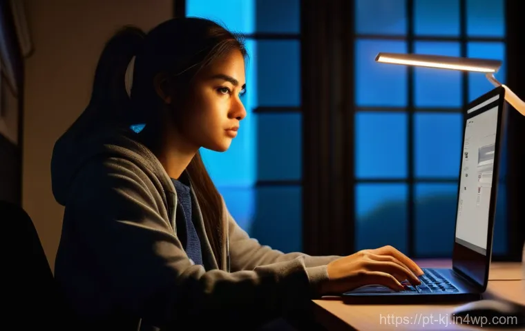 웹 애플리케이션에서의 장애 처리 기법 - **Prompt:** A young adult, dressed in comfortable, modest everyday clothes, sits at a desk in a diml...